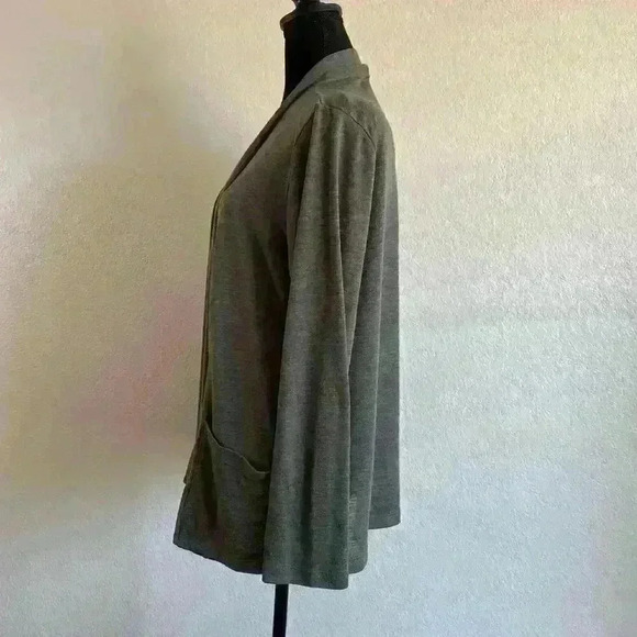 Easywear by Chicos Knit light breezy Cardigan Pocket Moss Hunter Green Women 3 - Picture 3 of 10